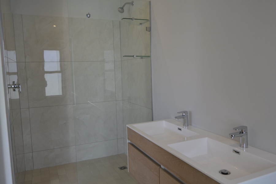 3 Bedroom Property for Sale in Croydon Gardens Estate Western Cape